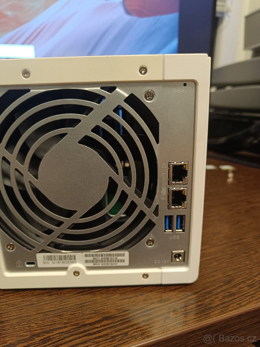 NAS QNAP TS431 P2 na 4 HDD a 2 x 3TB WD RED
- 10