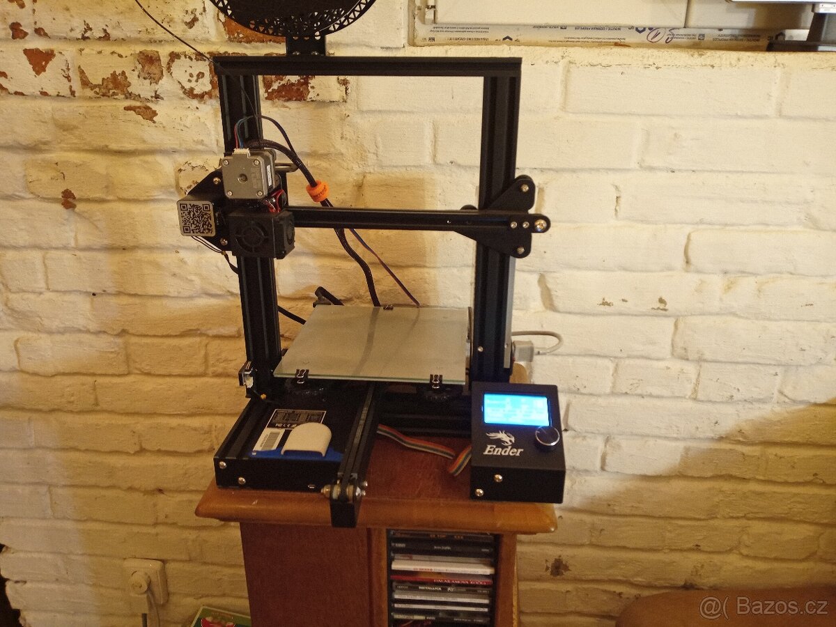 upgradovaná 3D tiskárna ender 3 - 10
