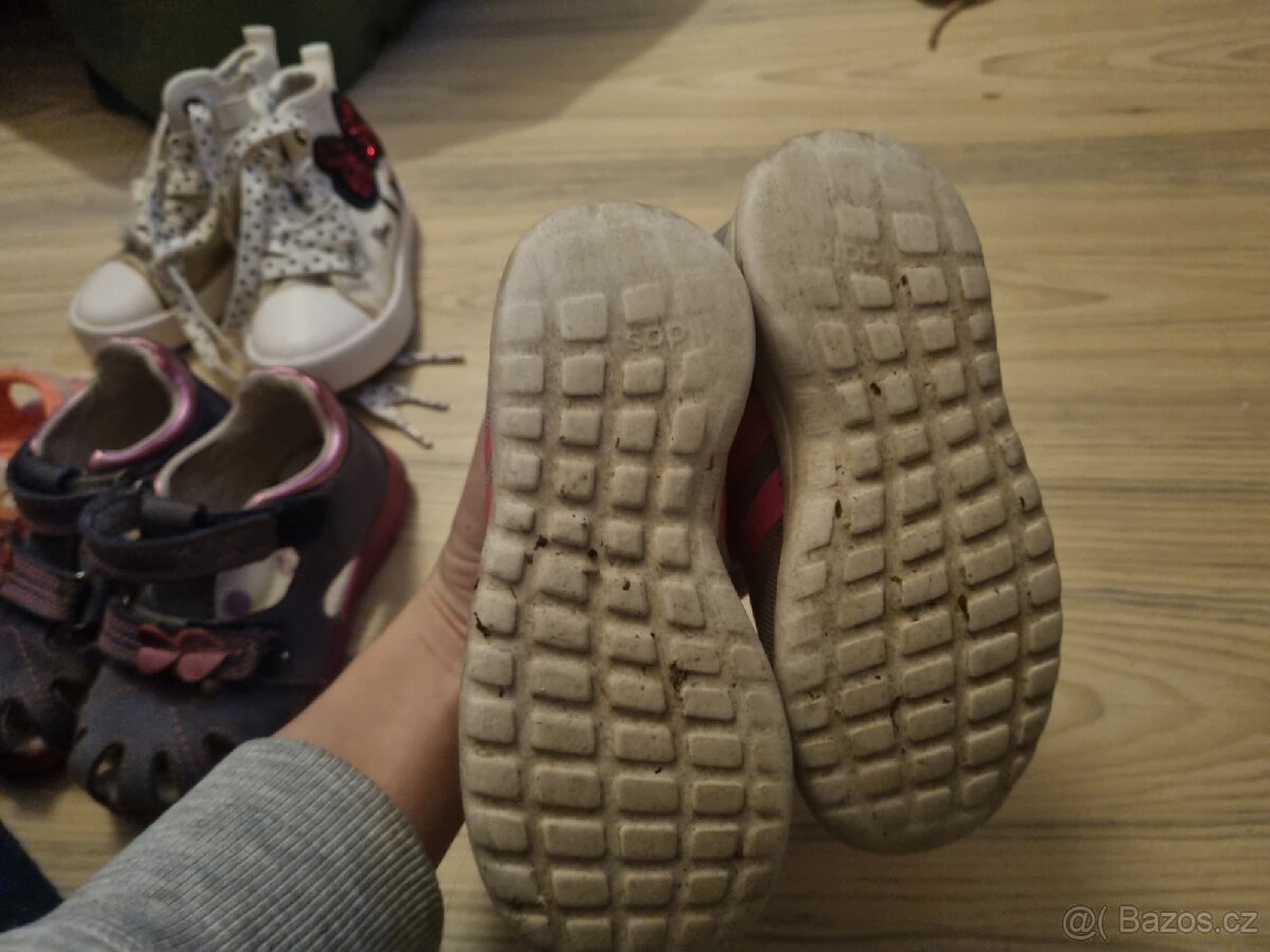 Dětská obuv vel.24 - 10