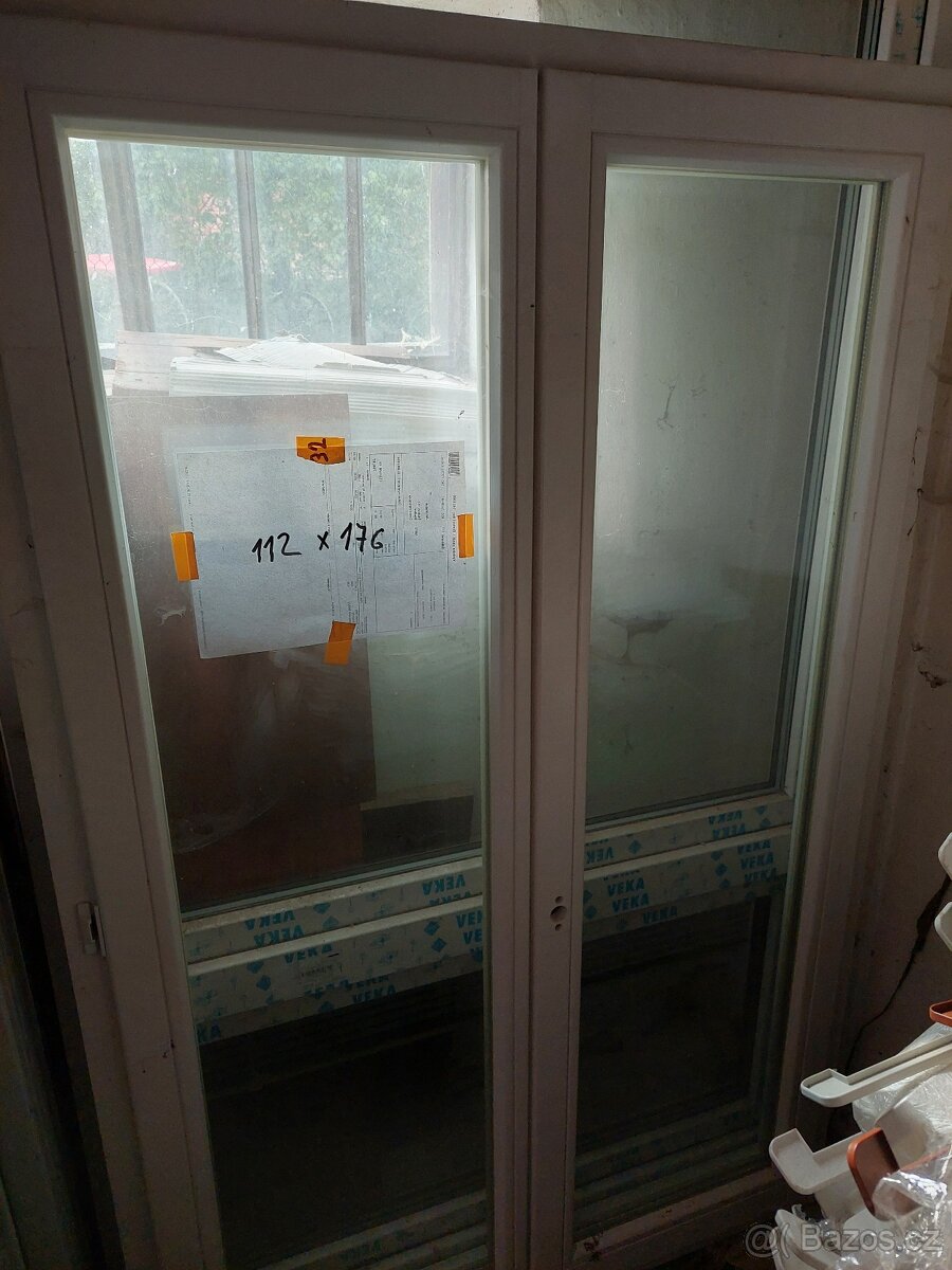 Plastové a dřevěné okna - 10