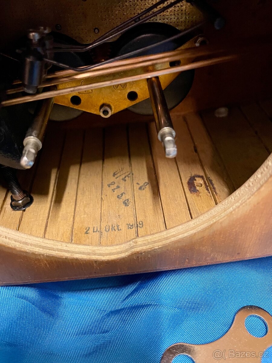 Krbové hodiny Weimar - 10