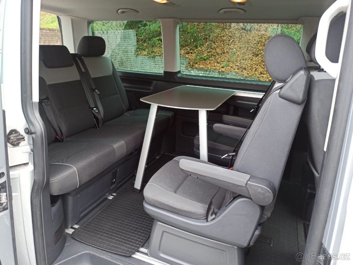 VW MULTIVAN T5.1 2.0TDI 103KW BEACH R.V.2011 - 10