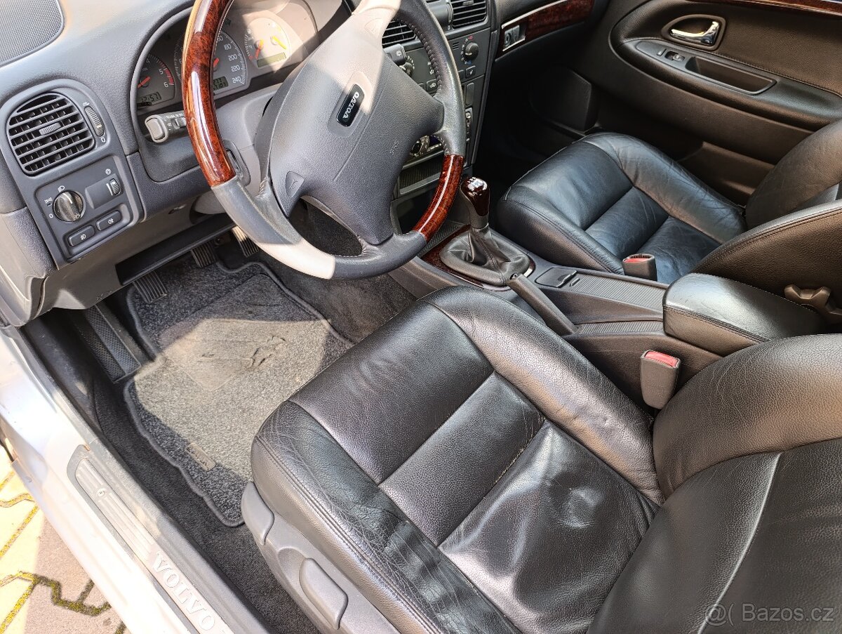 Volvo V40 1.9TDI 85kW 2001 - 10