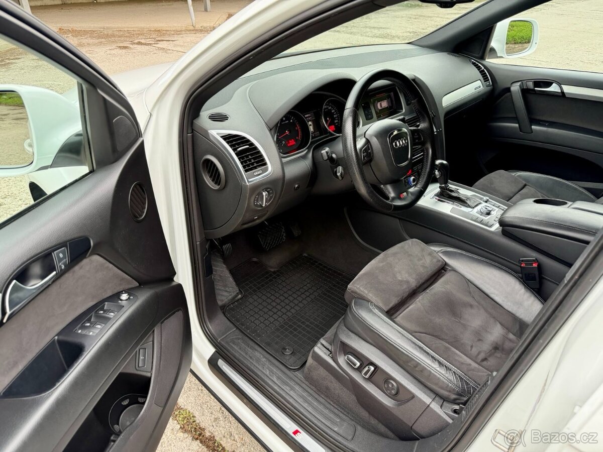 Audi Q7 3,0 TDi 3x S-Line - 10
