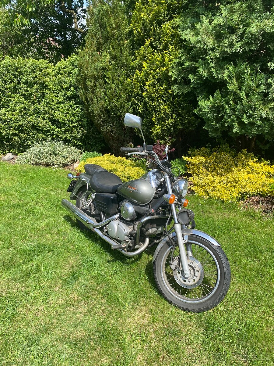 Honda Shadow 125 VT - 10
