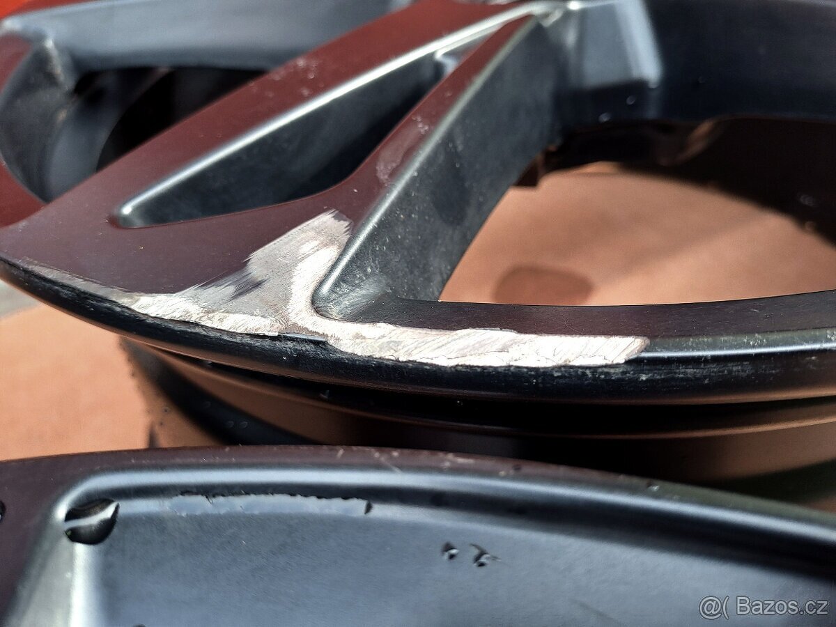 Sada alu disků 17" Carmani - 10