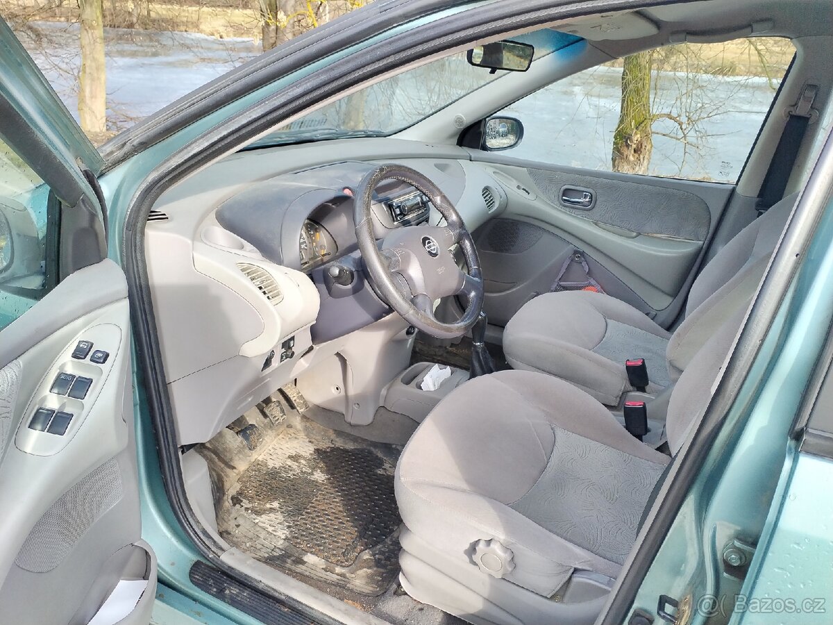 Nissan Almera Tino 1,8 LPG - 10