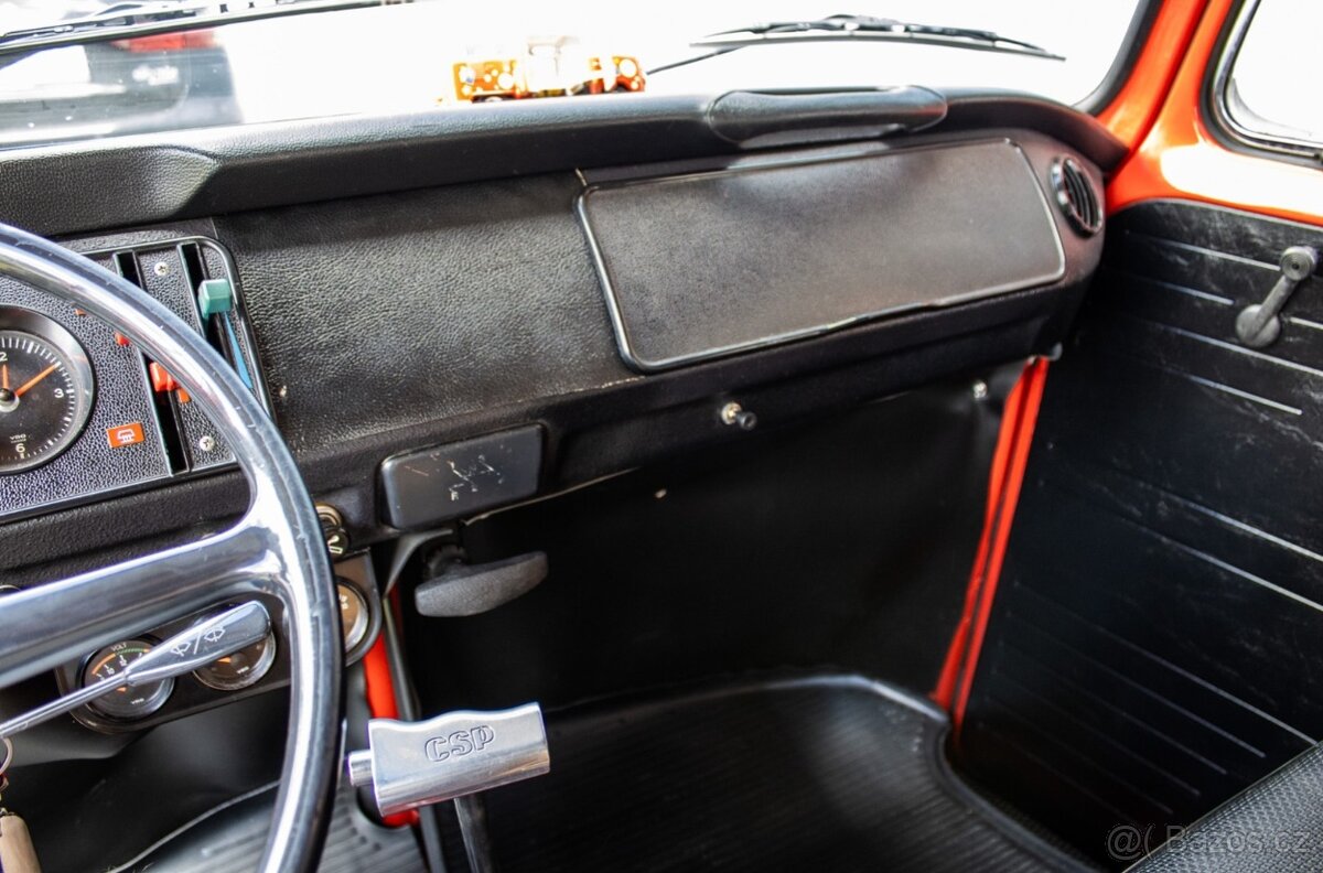 Volkswagen T2 Transporter - 10