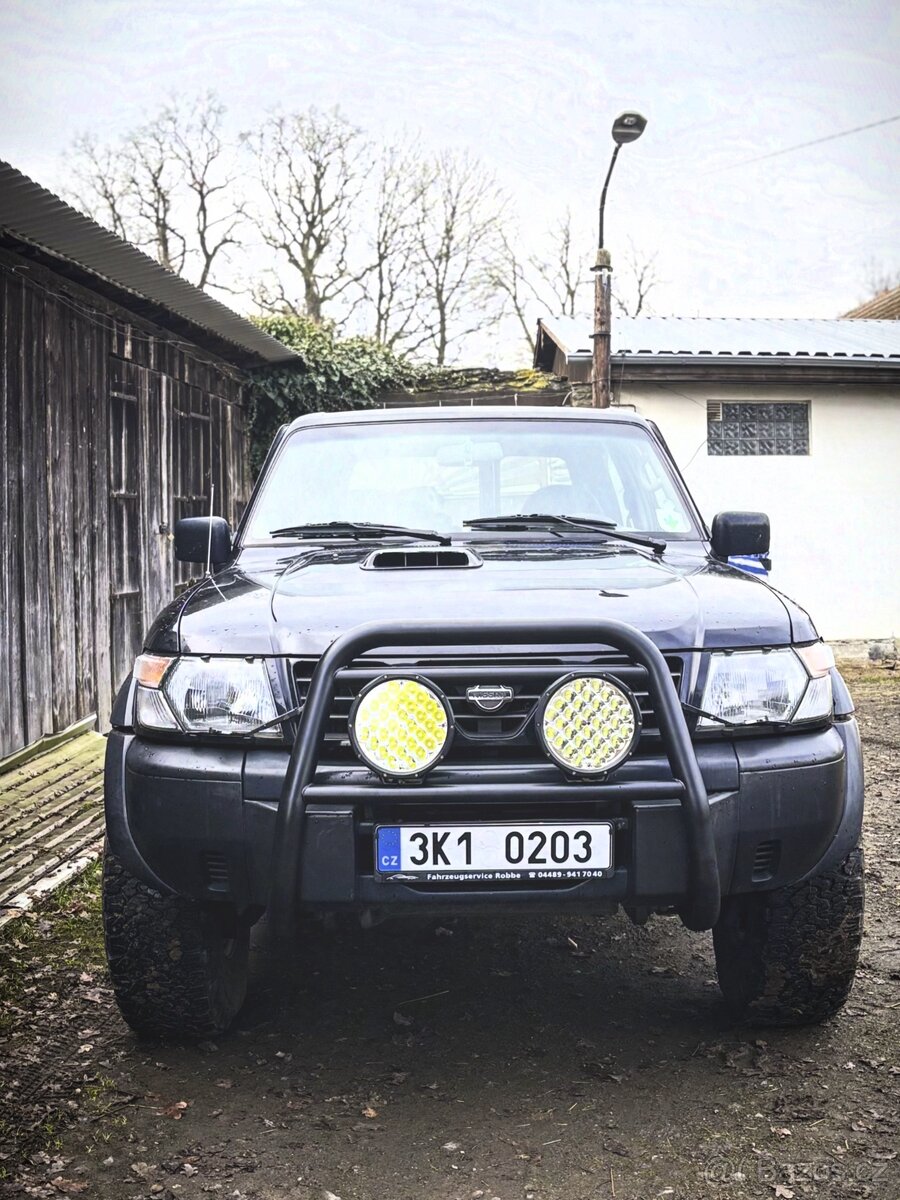 Nissan Patrol Y61 2.8td - 10