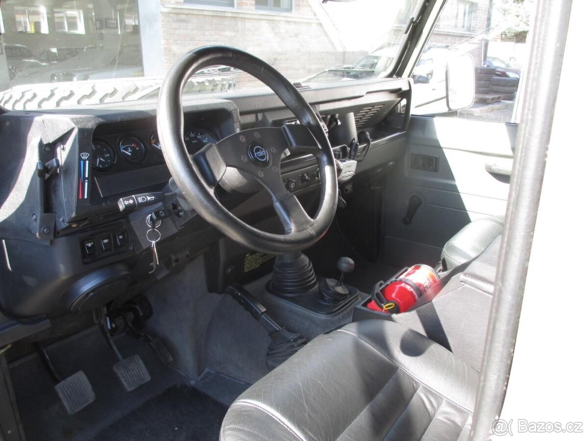 LAND ROVER DEFENDER, TD 5 vojenský speciál - 10