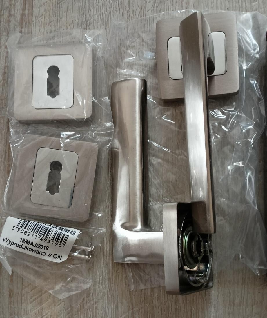 Dveřní kliky - 10