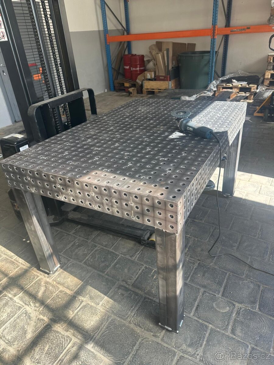 Svařovací stůl 1950 x 1000mm - 10