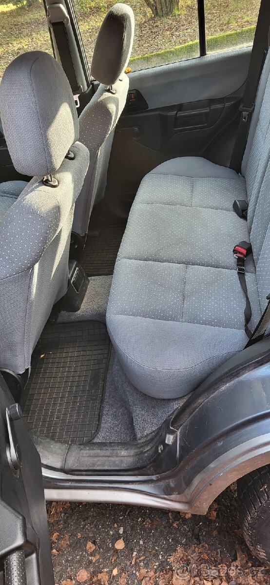 Mitsubishi Pinin - 10