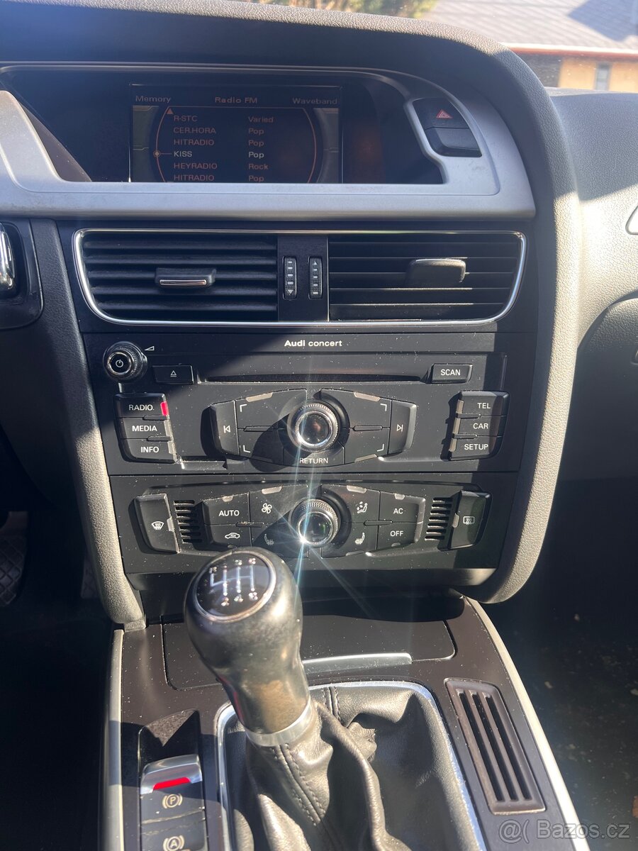 Audi A4 2009 S -line - 10