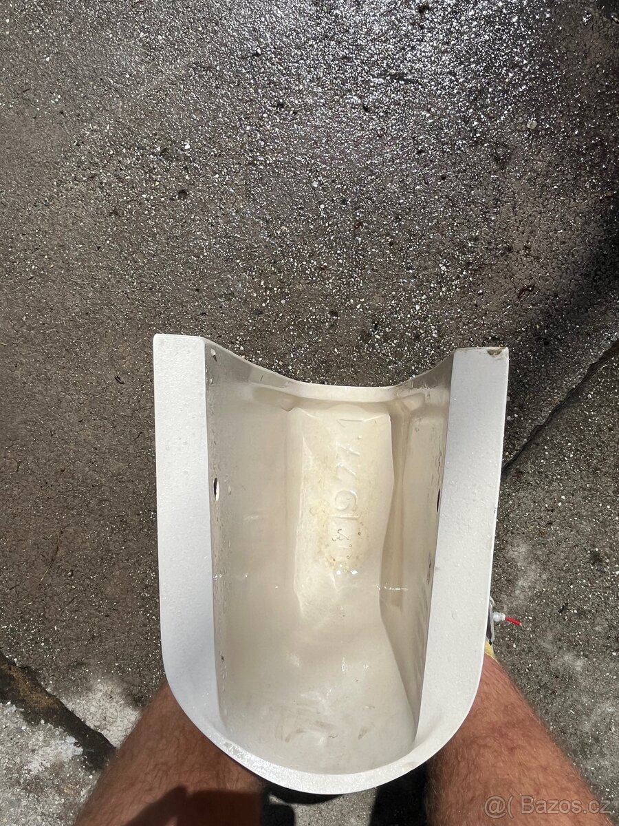 Umyvadlo/a 60cm - 10