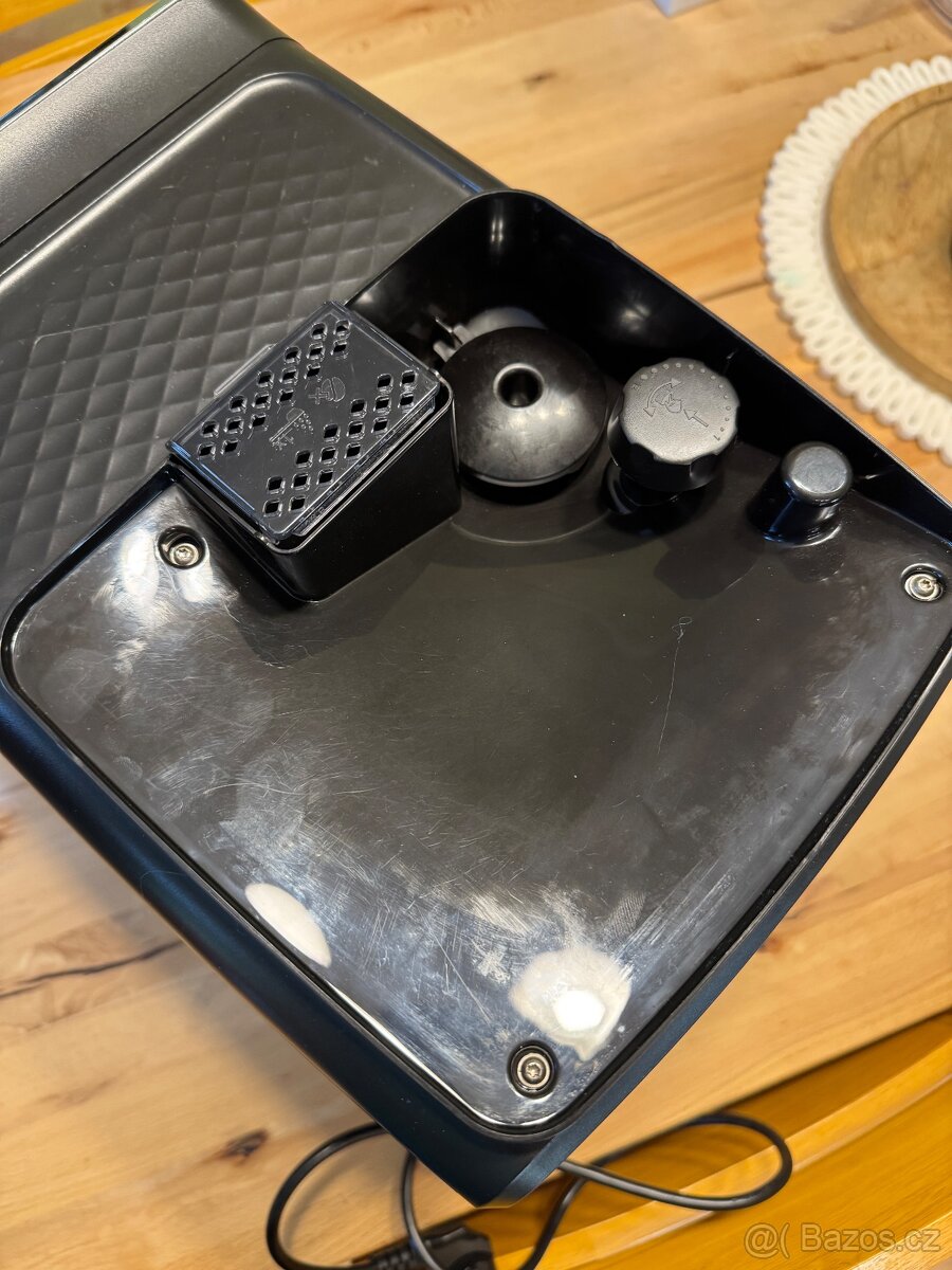 Kávovar Philips 3200 LatteGo - 10