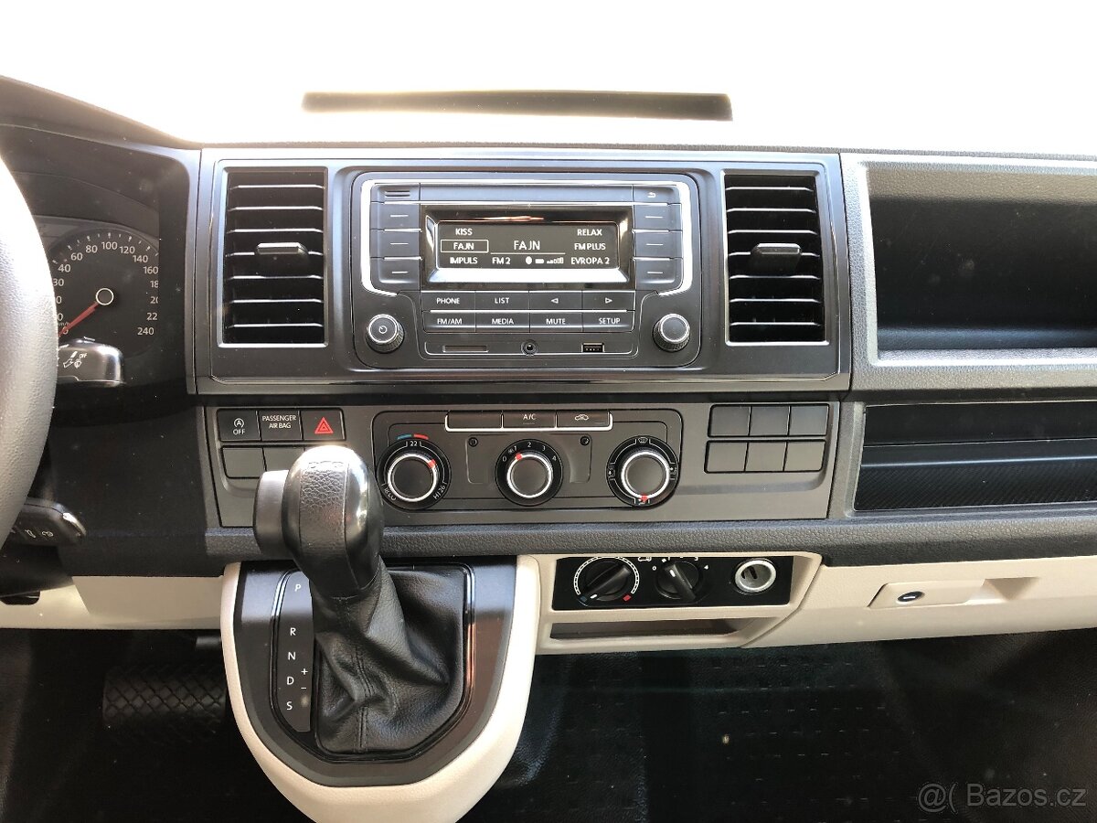 VW Transporter T6 LONG-DSG-5 míst-barva Weis Multivan - 10
