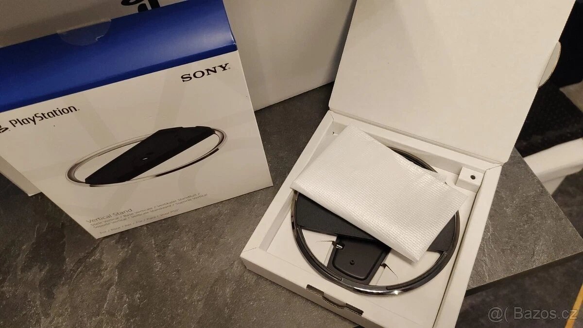 PlayStation 5 Slim - 10