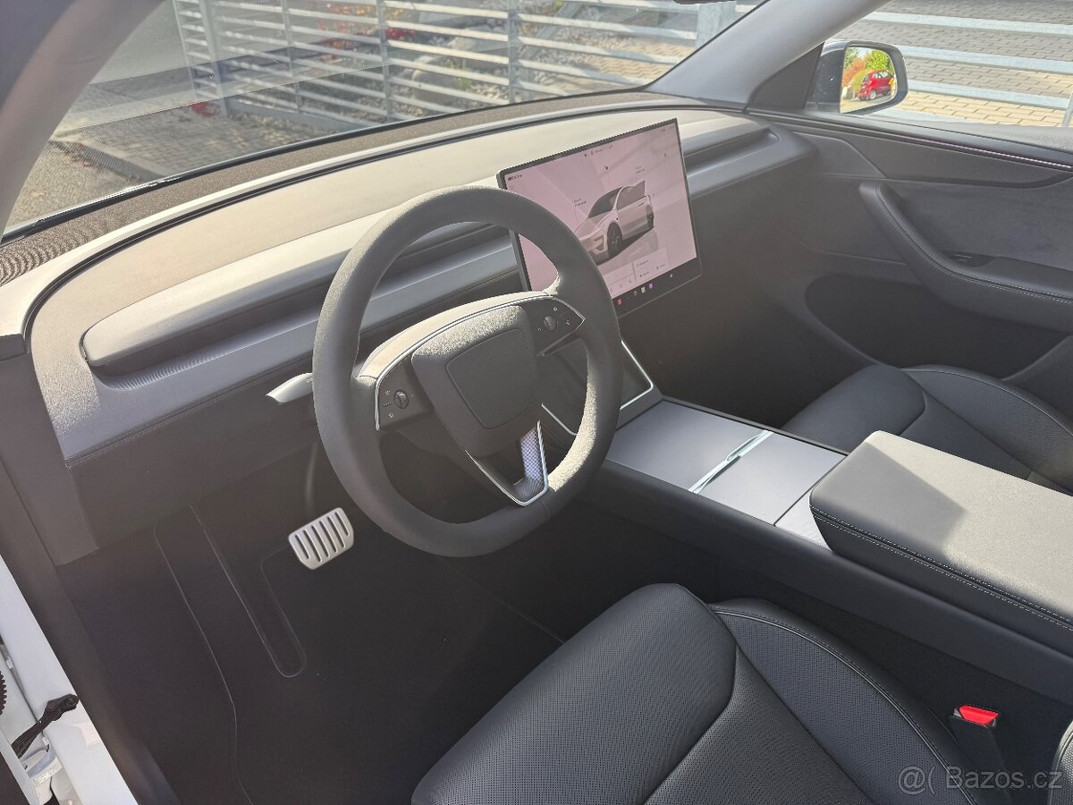 TESLA PERFORMANCE 2026 model - 10