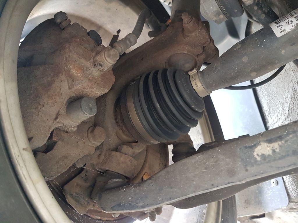 Škoda Rapid Spaceback stříbrný, 1,2 TSi 77 kW - ND z vozu - 10