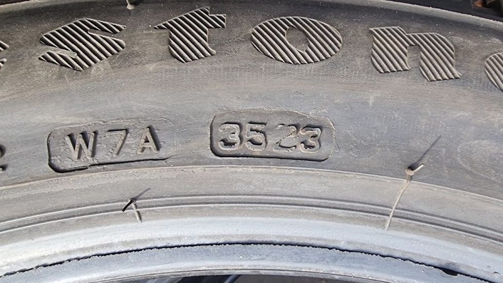 Zimní pneu 245/45/19 Firestone - 10