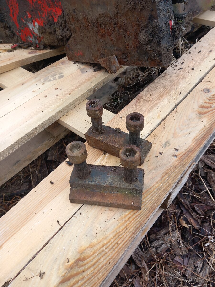 Kleště na balíky - 10