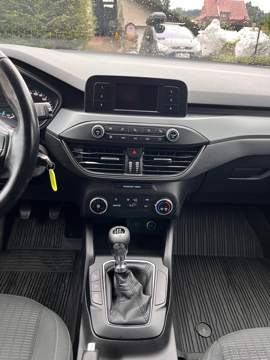 Ford Focus Combi benzin 92kW 2019 ČR Nové rozvody - 10