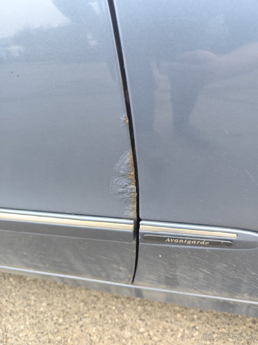 Mercedes Benz w211 - 10