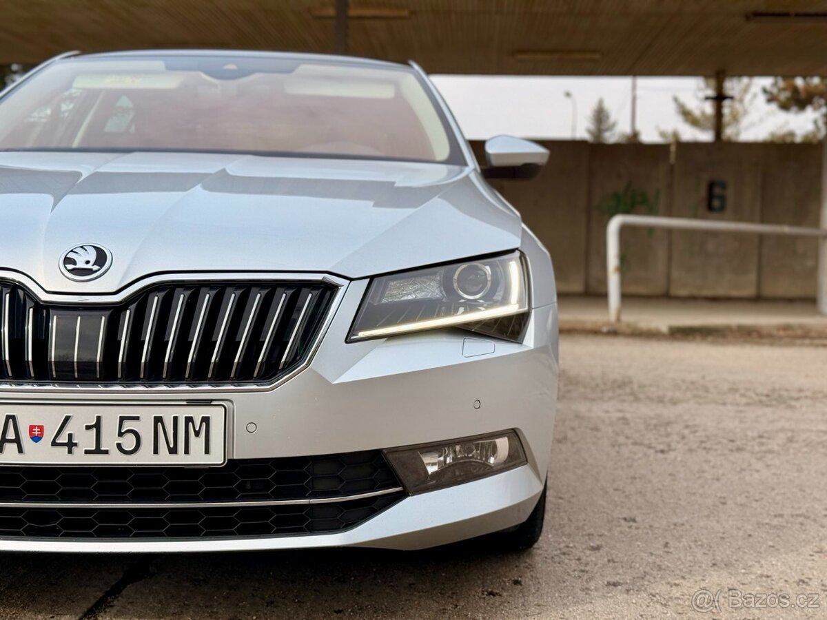 Škoda Superb 1,6 Ambient TDi 88 kW - 10