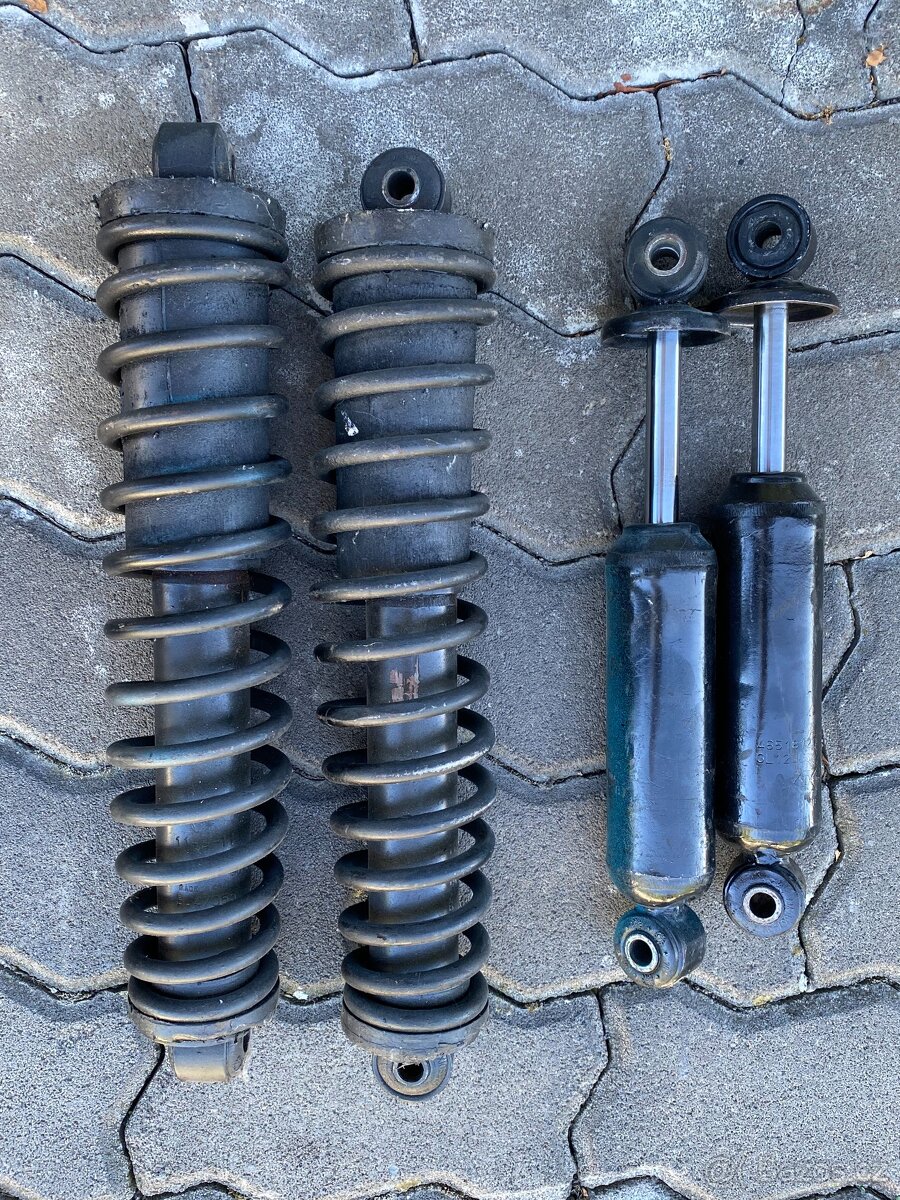 Kola na Volkswagen T1 - 10