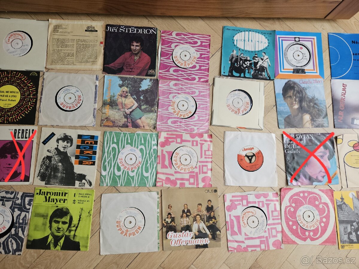 LP desky - 44 velkých + 68 malých - 10