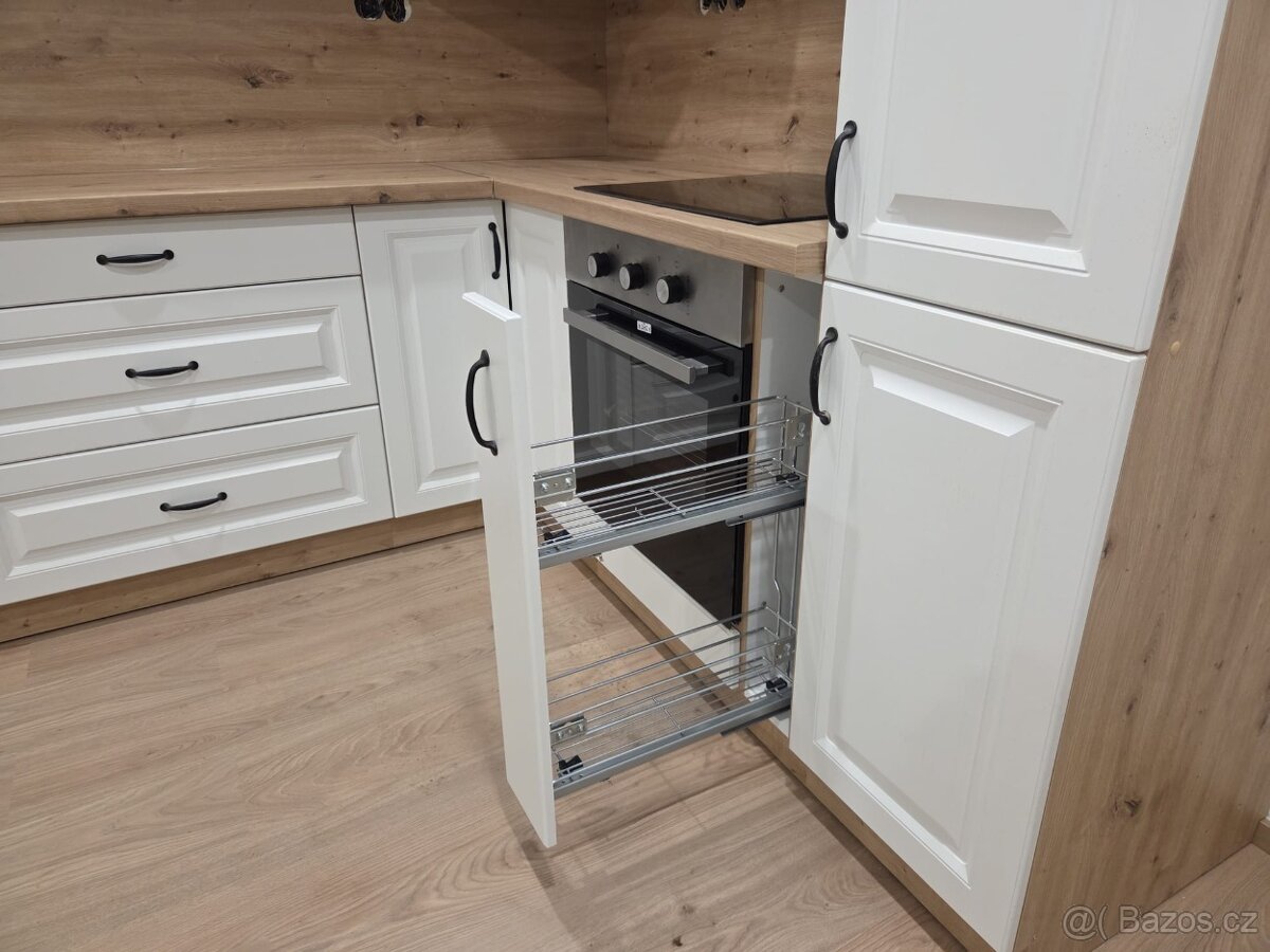 Nová kuchyně STELLA 250 x 205cm - 10