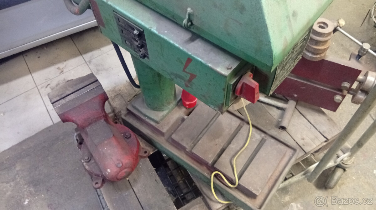 Stolní vrtačka - 10