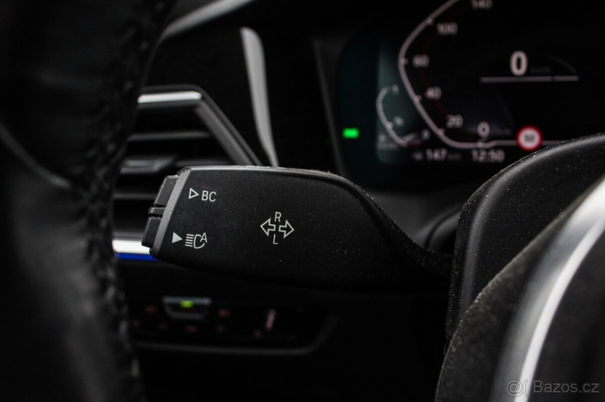 BMW Rad 3 320d xDrive A/T MPacket. AJ NA SPLÁTKY - 10