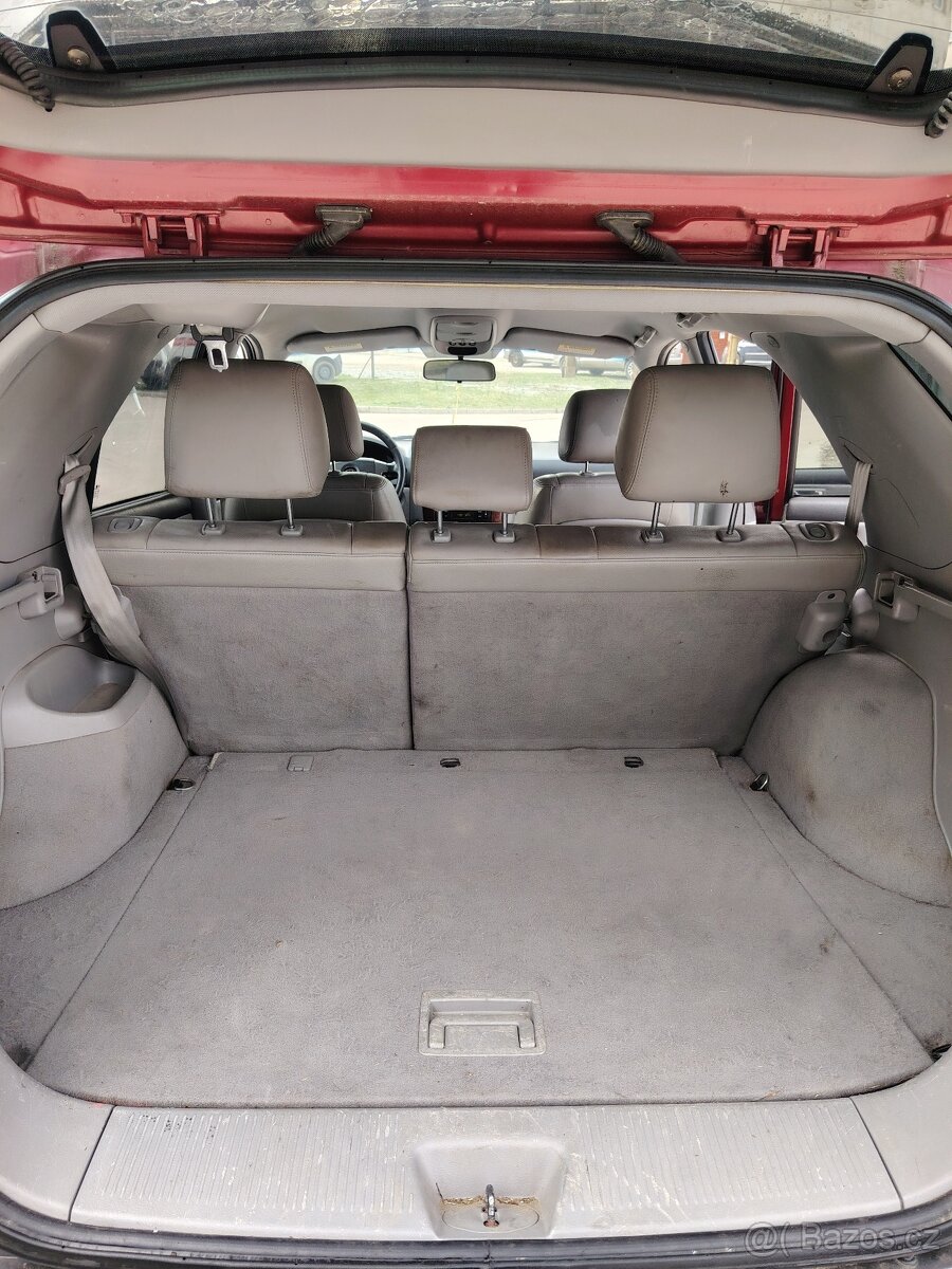Kia Sorento - 10