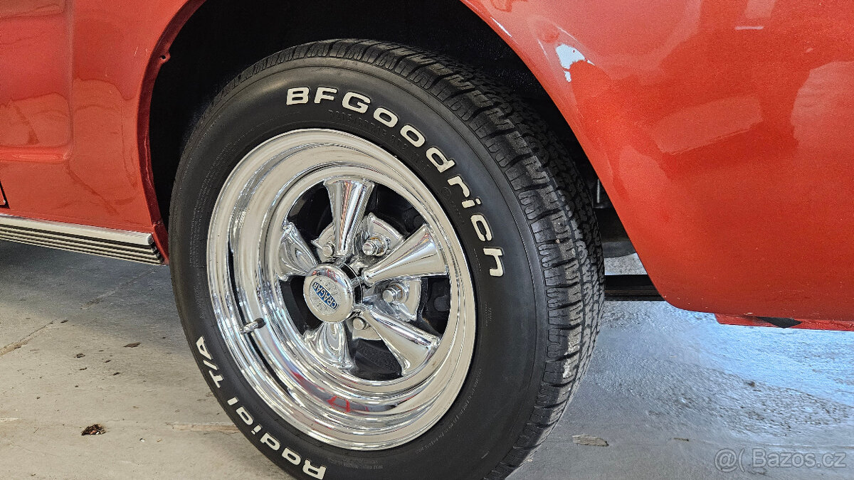 1966 Ford Mustang Fastback 289 V8, manuál, perfektní stav - 10