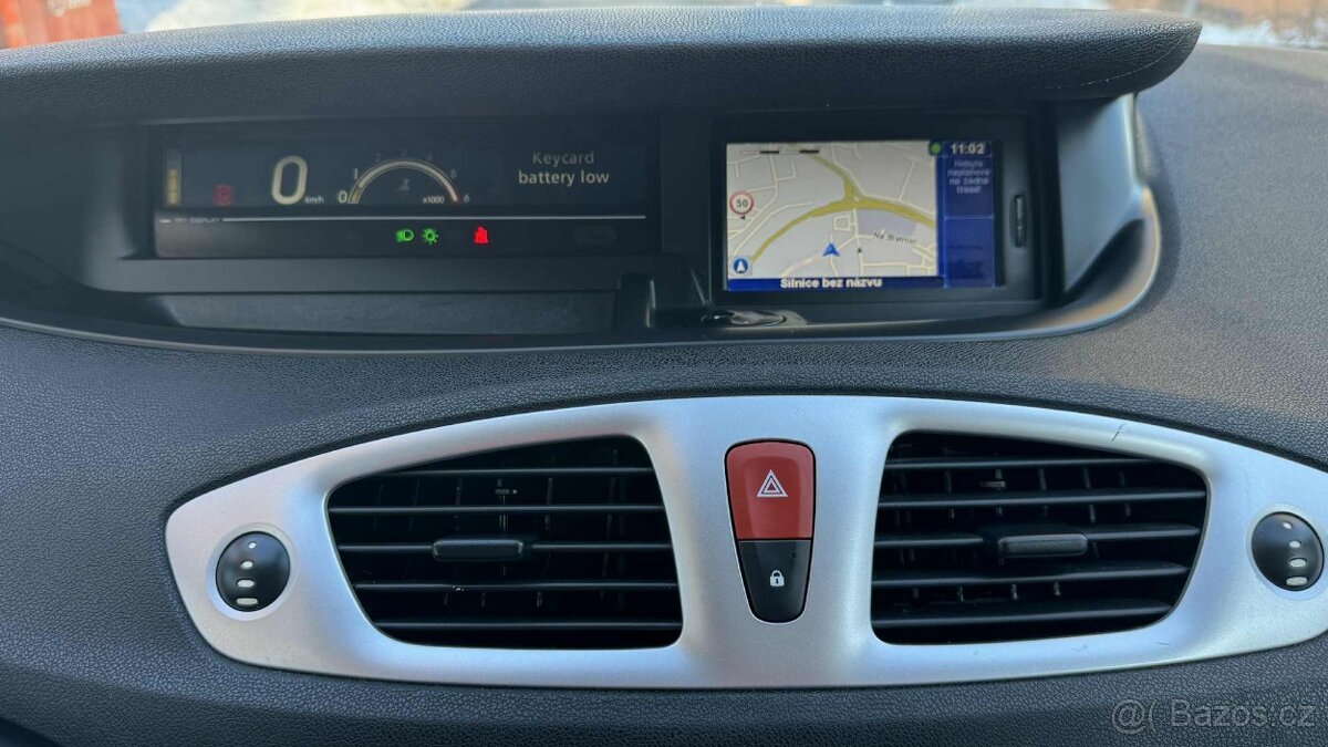 Renault Scenic III 1.9dCi BOSE,ALU,NAVI,TOP stav a výbava - 10