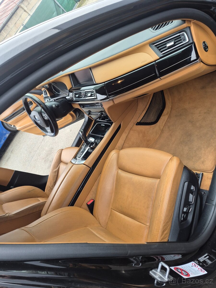 BMW f01 730d 190kw individual 2014/3 nájezd 169000km - 10
