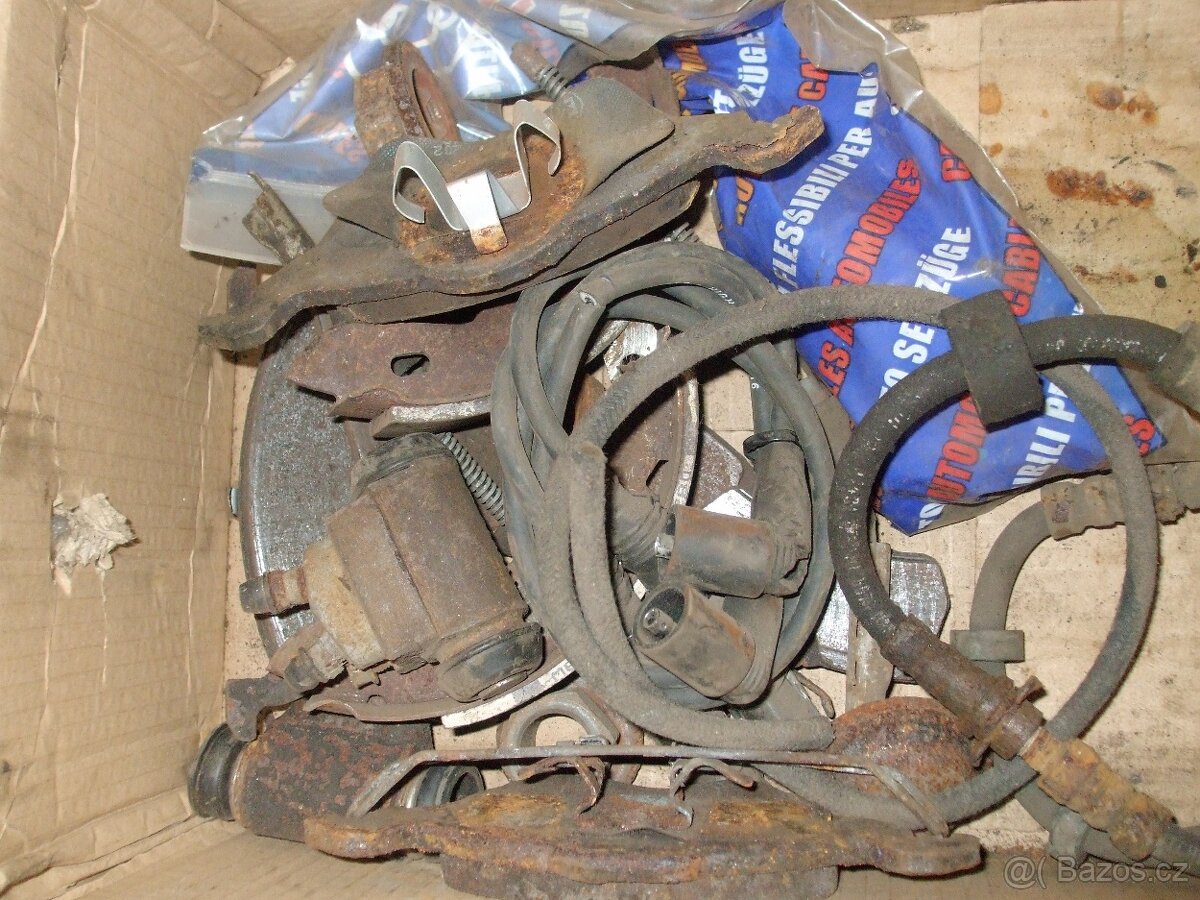 kola ford a jiné díly - 10