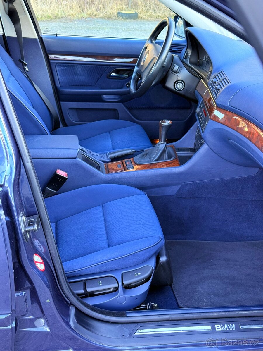 BMW E39 - 10
