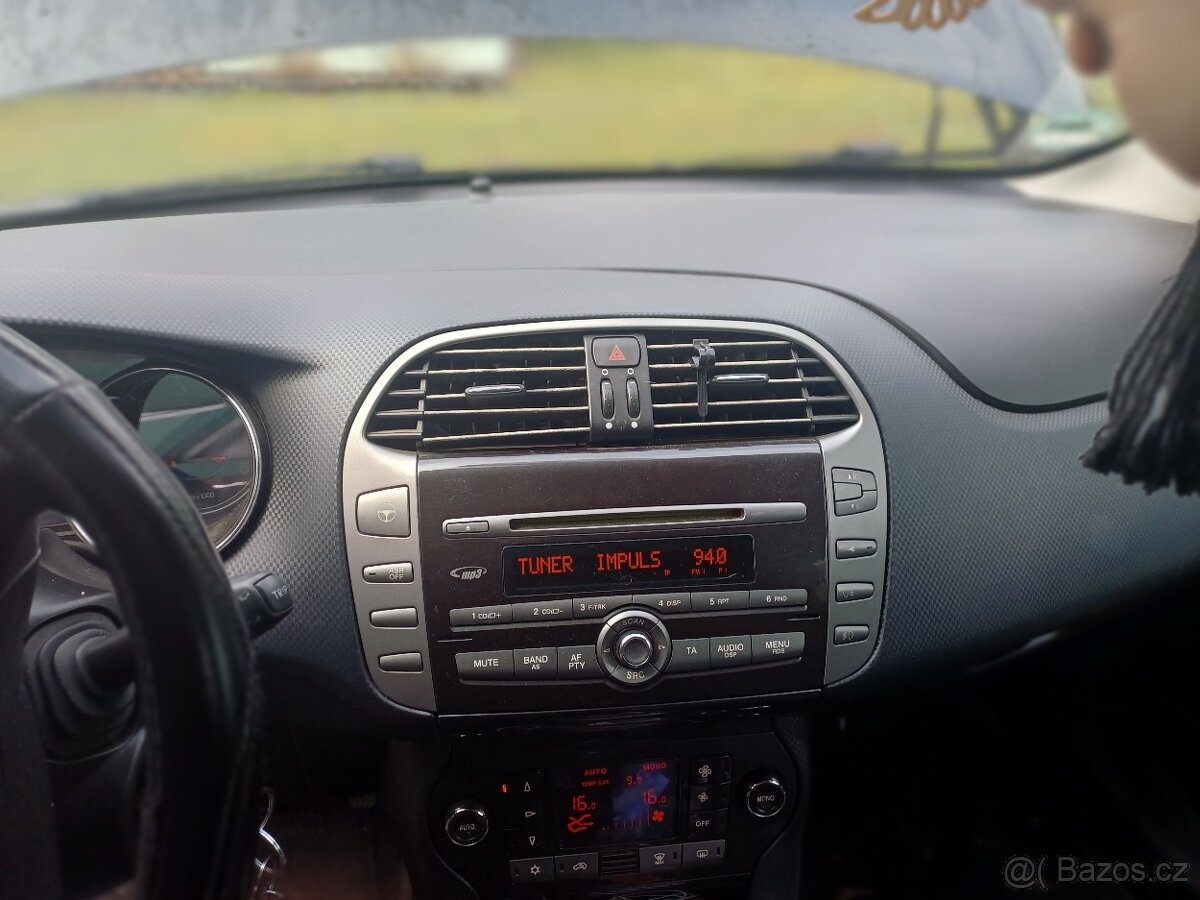 Fiat Bravo 1.6 JTDm - 10