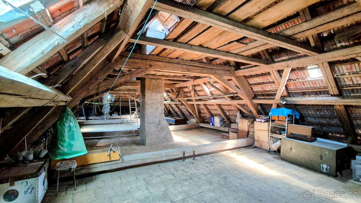 Prodej zemědělské usedlosti Krasonice - 10