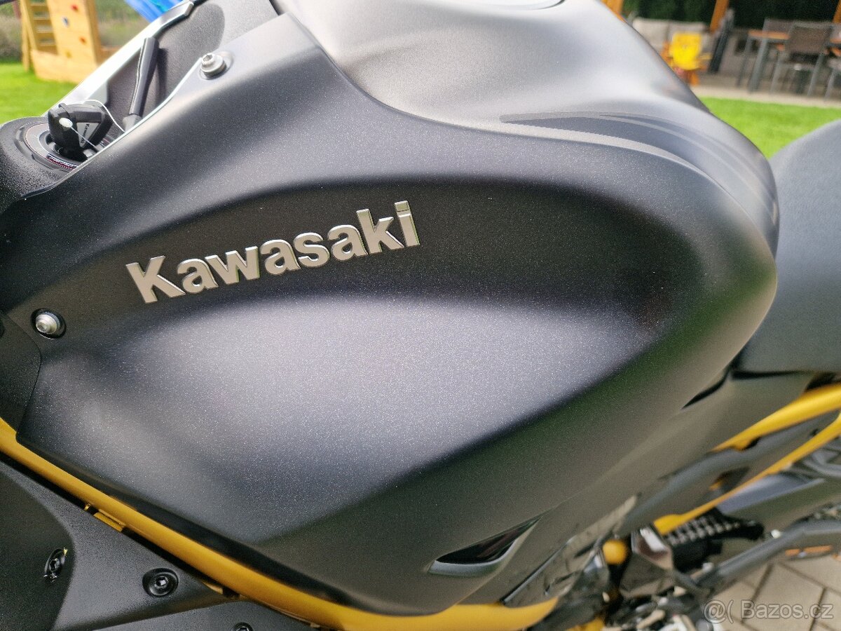 Kawasaki Z900 Černá Matná model 2026 - Nový Motocykl - 10