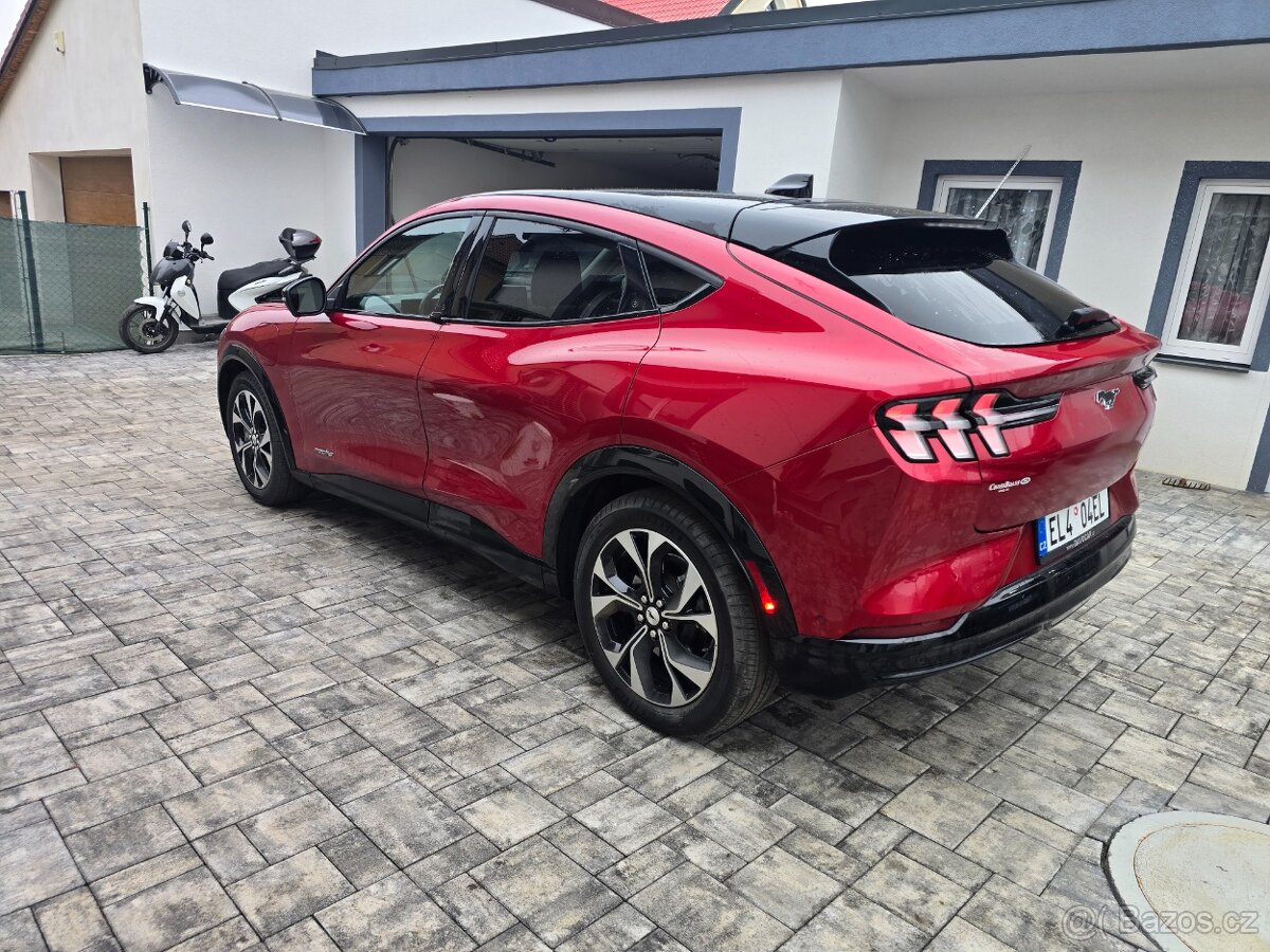 Ford Mustang Mach-E 91kWh - 10