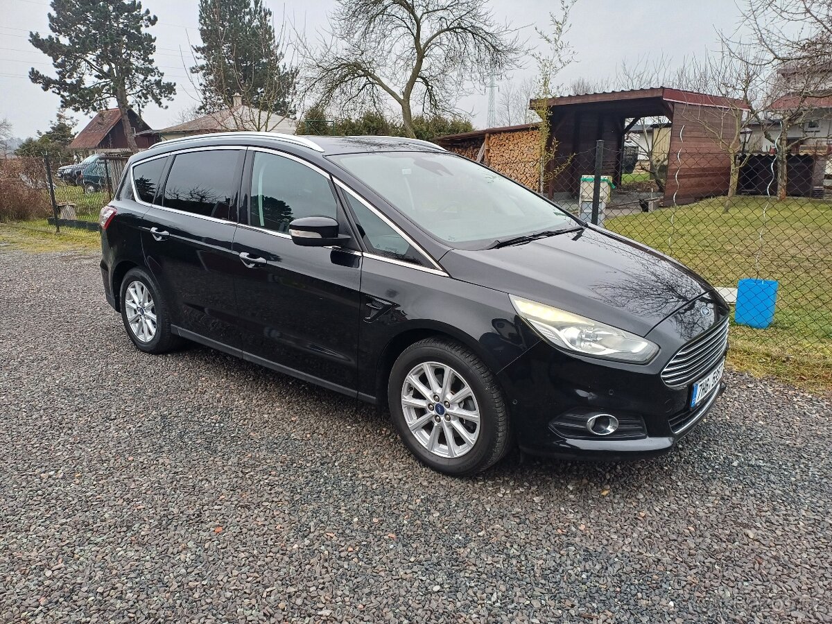 Krásný Ford S-Max 2.0 Tdci rok 2016 - 10