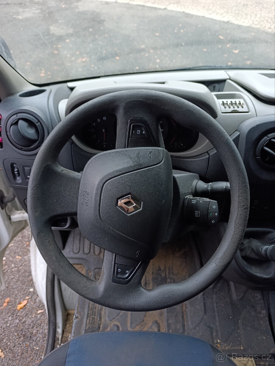 Renault Master 2.3 dCi 125k – valník plachta 2017 10 pal - 10