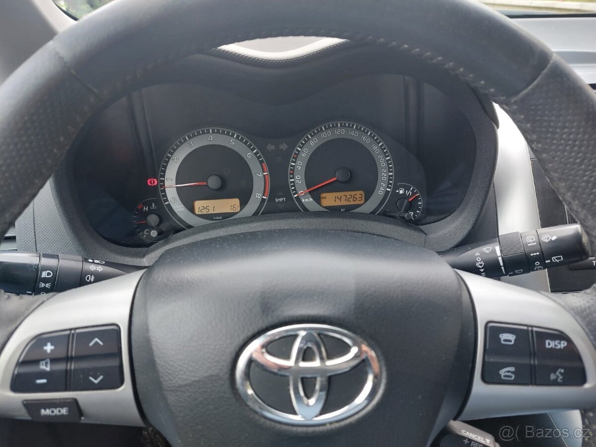 Inzerát Toyota Auris benzin 1,6 Valve Matic 97kW - 10