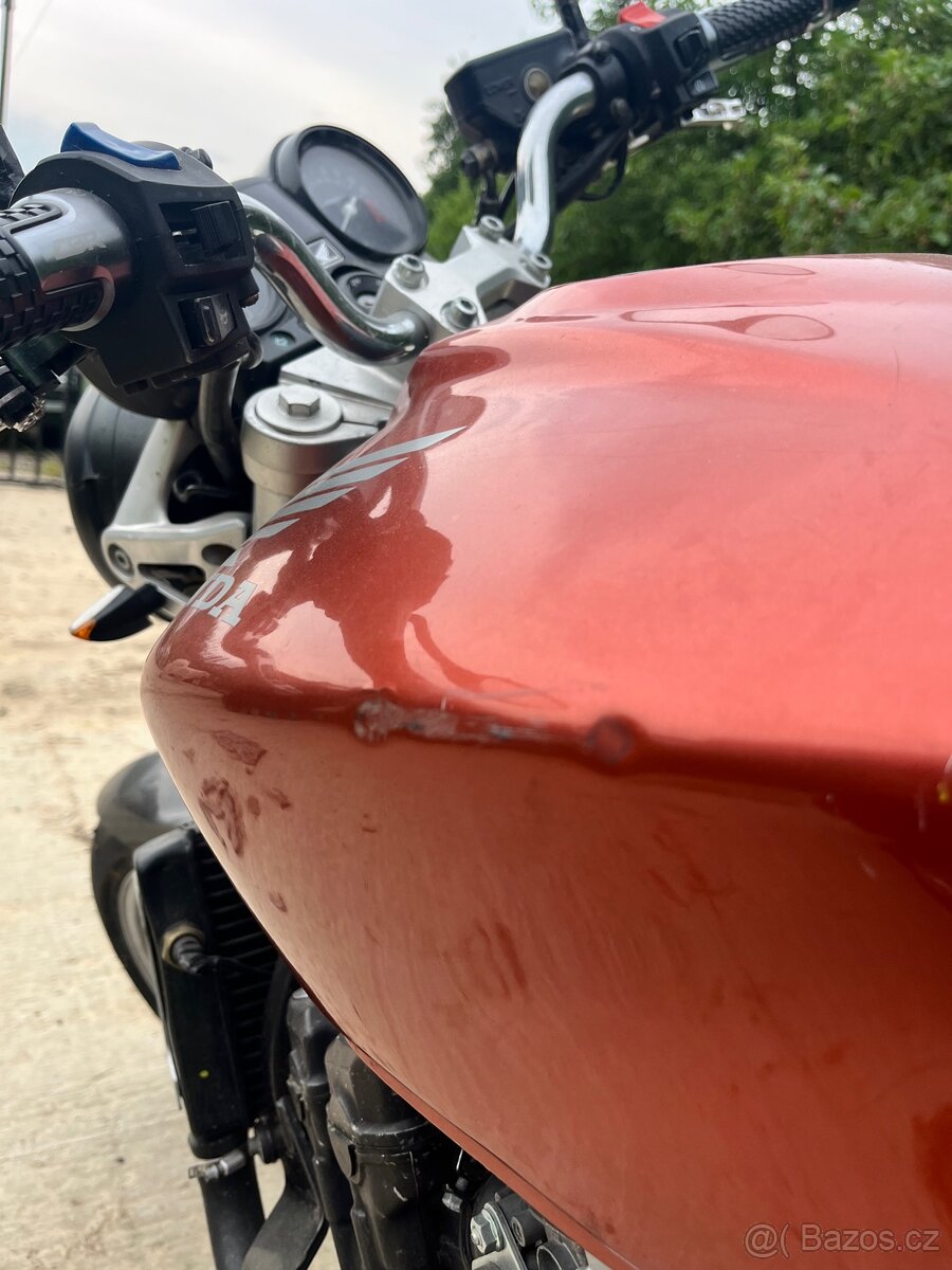 Honda Hornet CB600F - 10