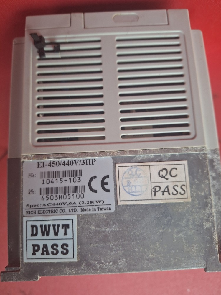 Frekvenční měnič - 10