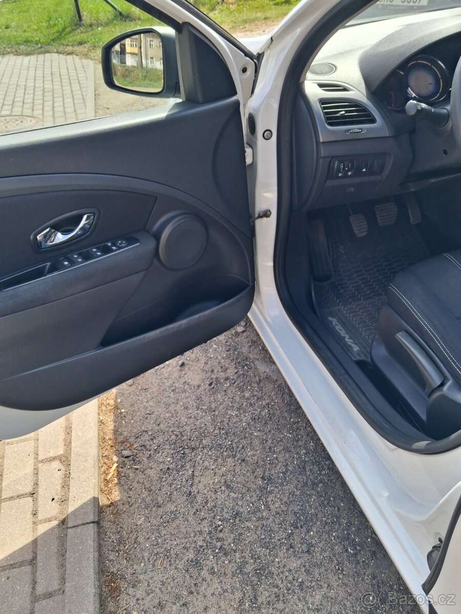 Renault Fluence 1.5dci - 10